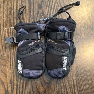 Swany Black and Gray Kids Mittens youth s